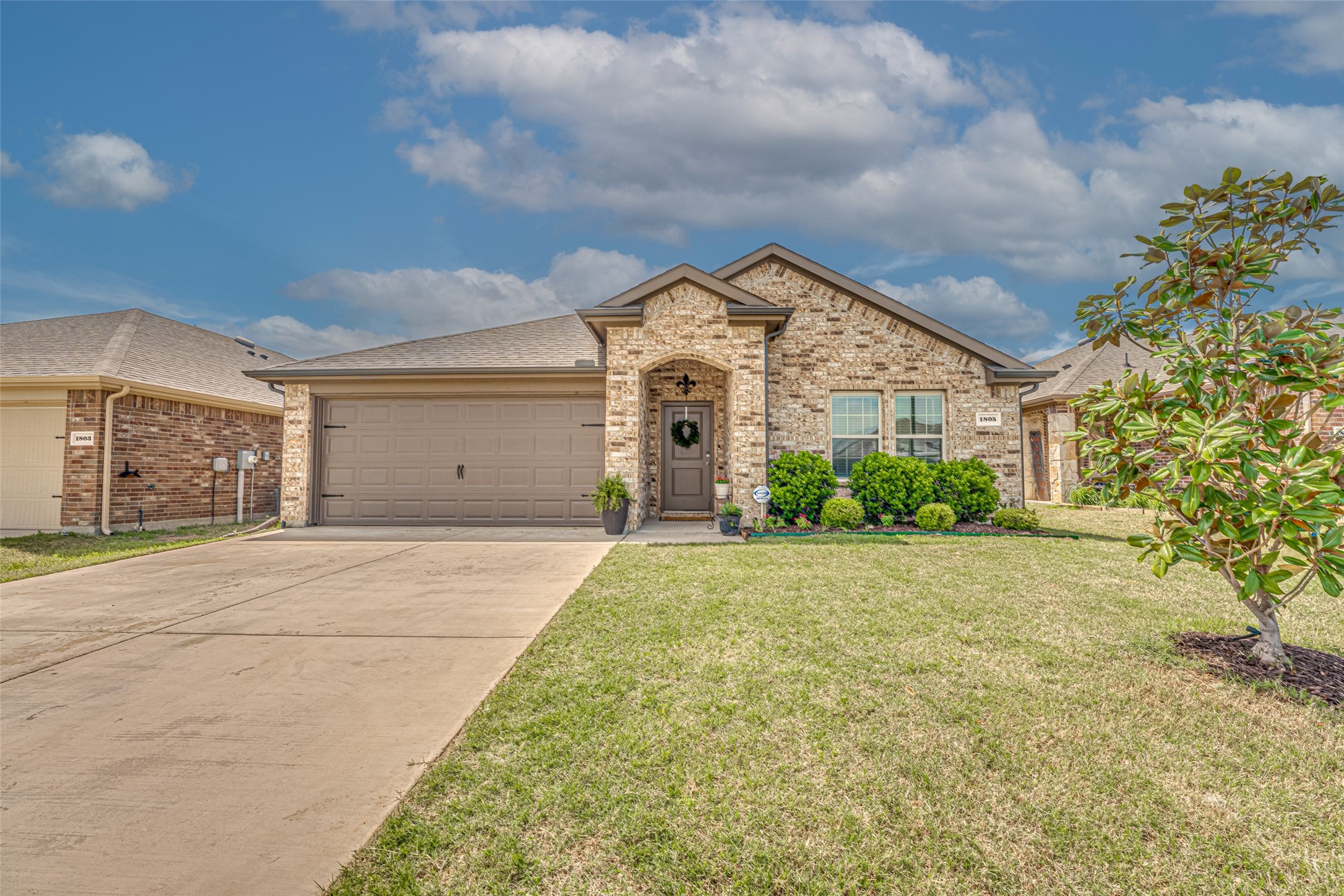 1805 Yale Street Farmersville TX 75442