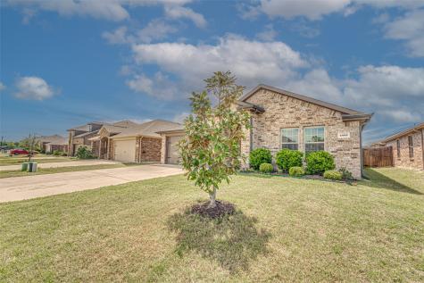 1805 Yale Street Farmersville TX 75442