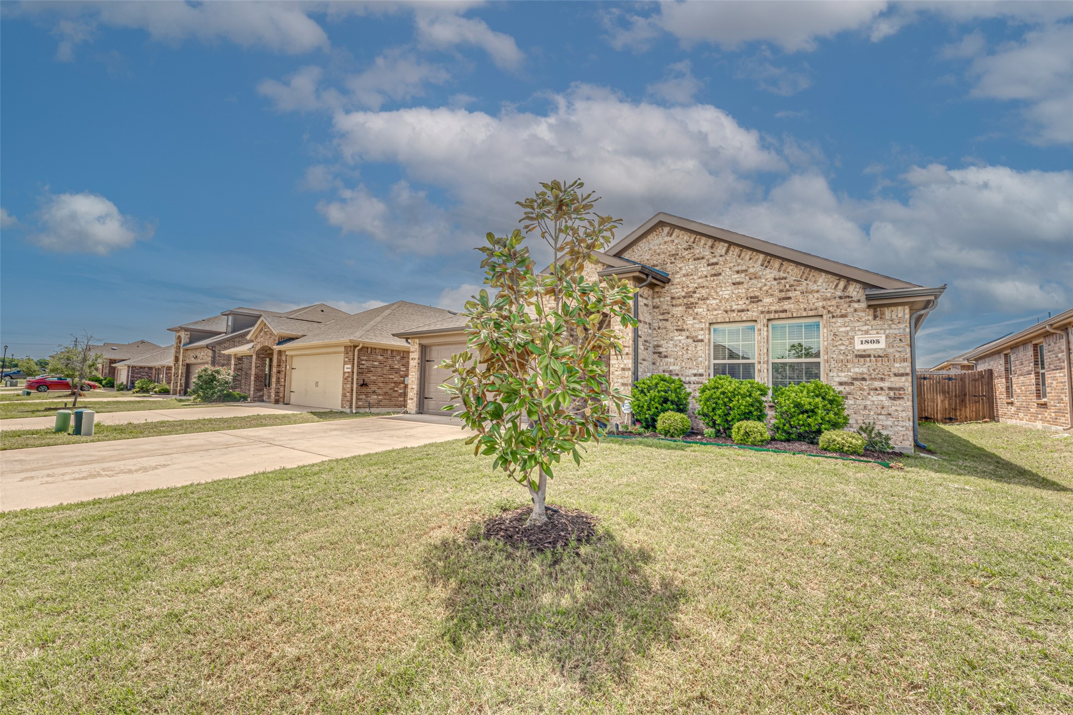 1805 Yale Street Farmersville TX 75442