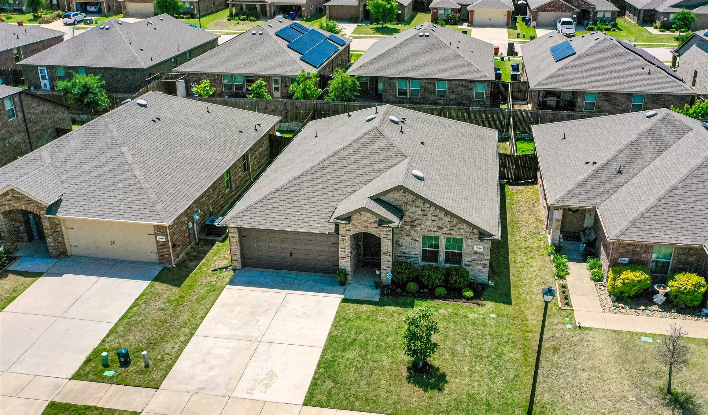1805 Yale Street Farmersville TX 75442