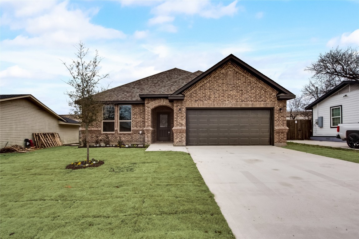 726 Tapley Street Grand Prairie TX 75051