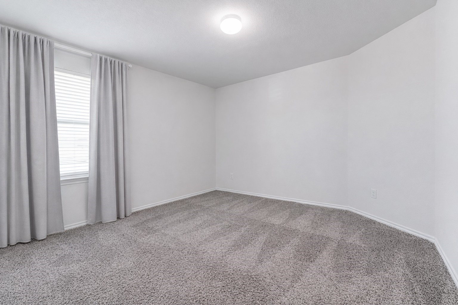 914 Decker Drive Fate TX 75189