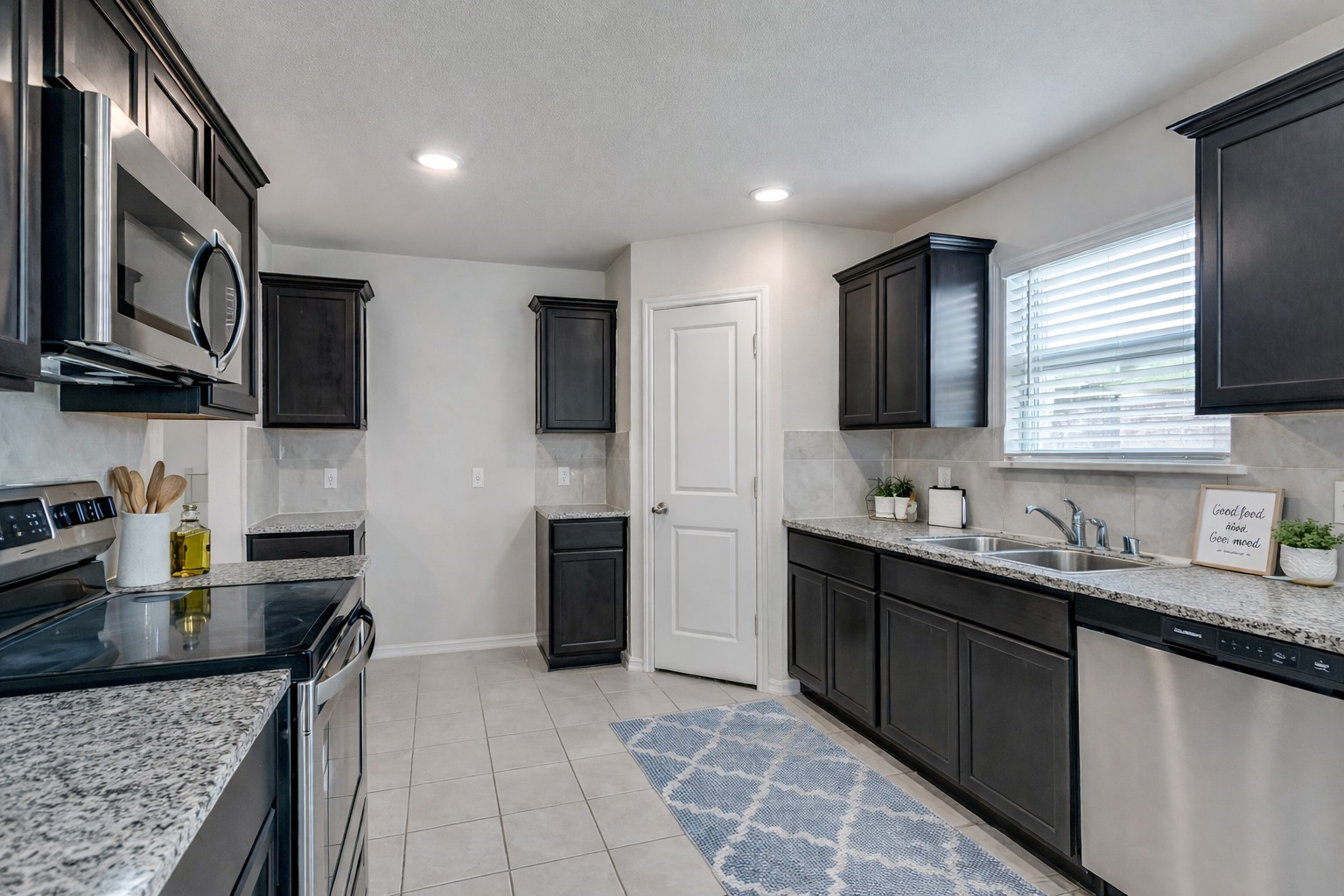 914 Decker Drive Fate TX 75189
