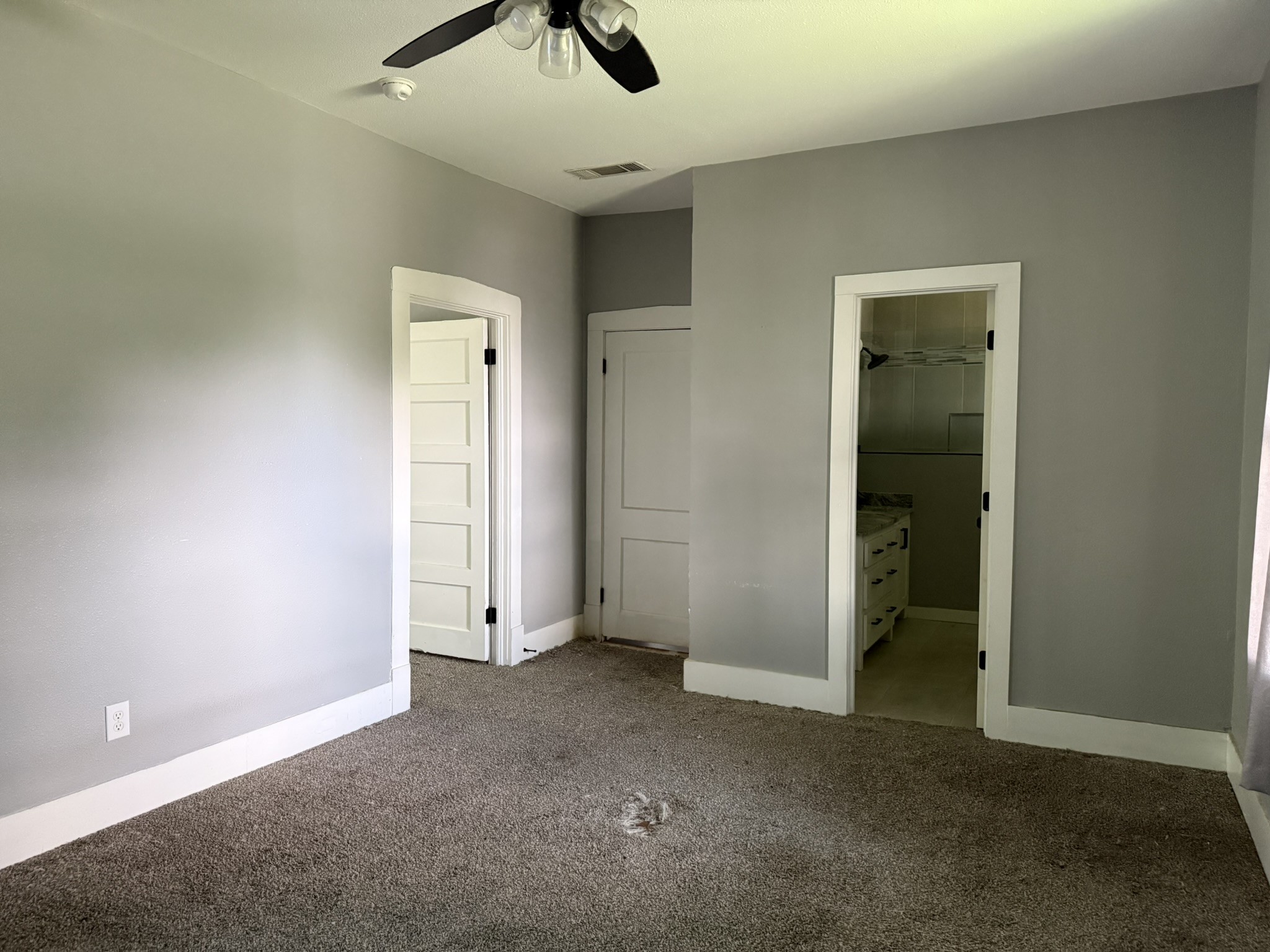 202 4th Street Joshua TX 76058
