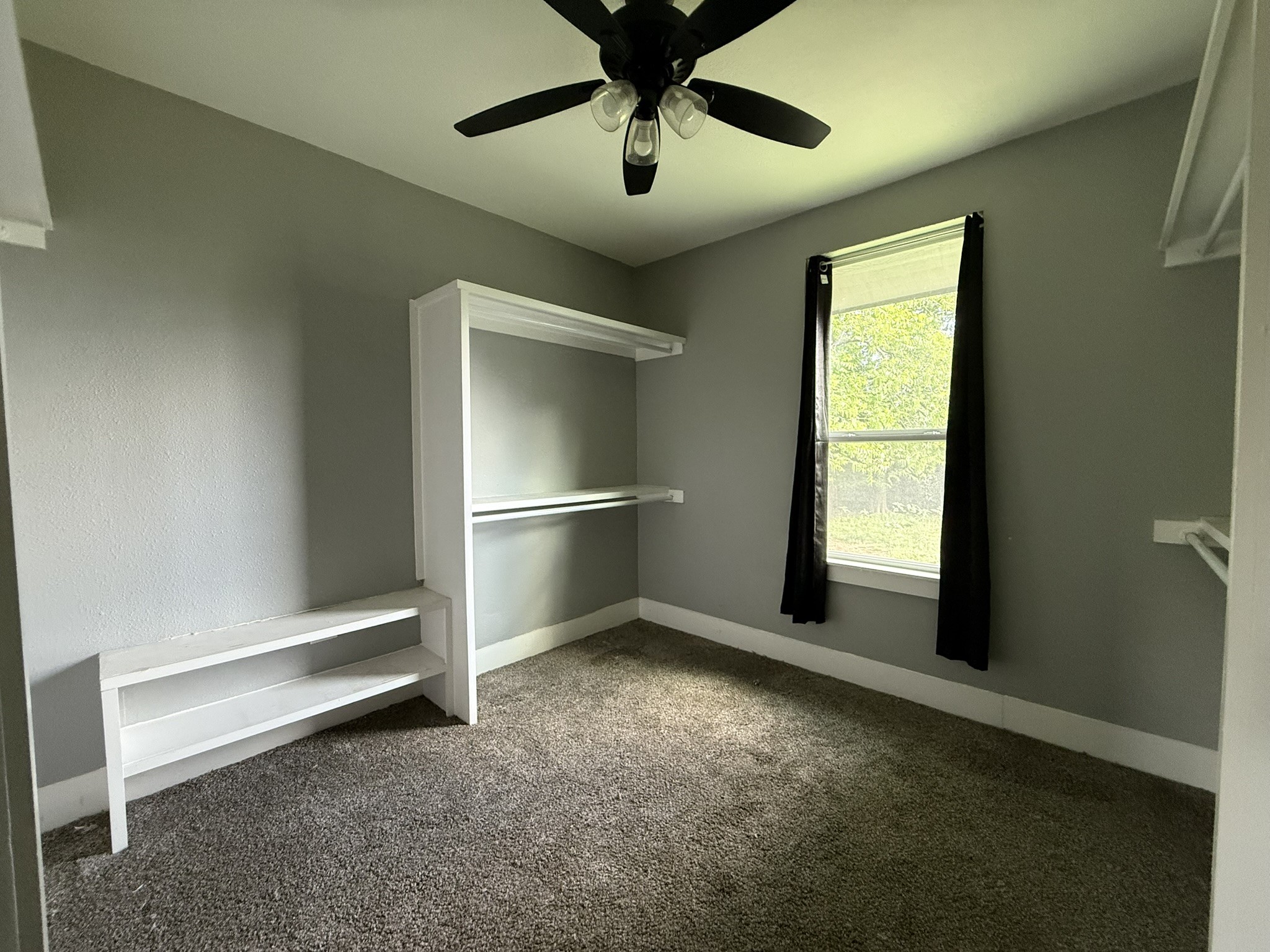 202 4th Street Joshua TX 76058