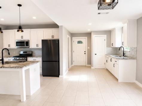 202 4th Street Joshua TX 76058