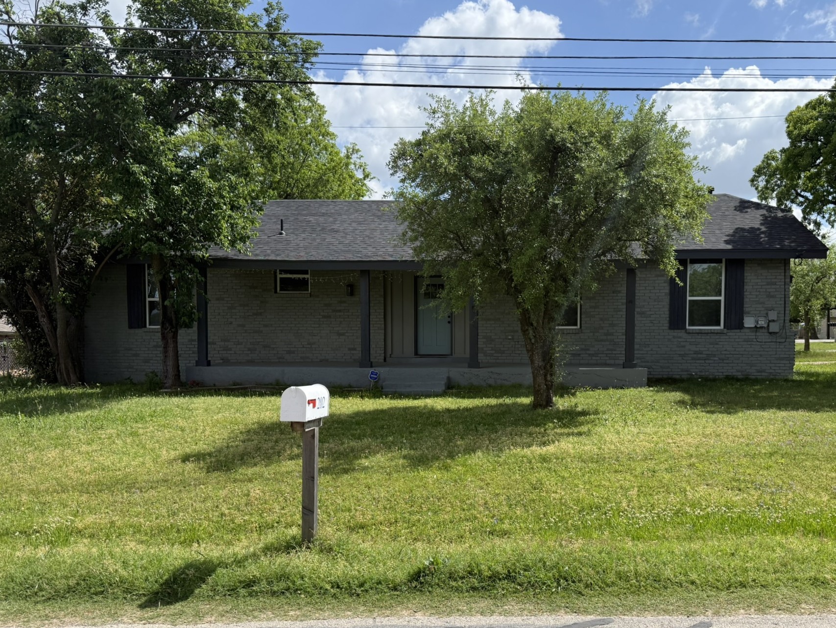 202 4th Street Joshua TX 76058
