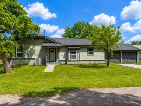 202 4th Street Joshua TX 76058
