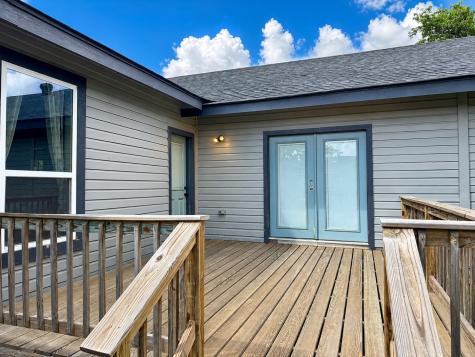 202 4th Street Joshua TX 76058