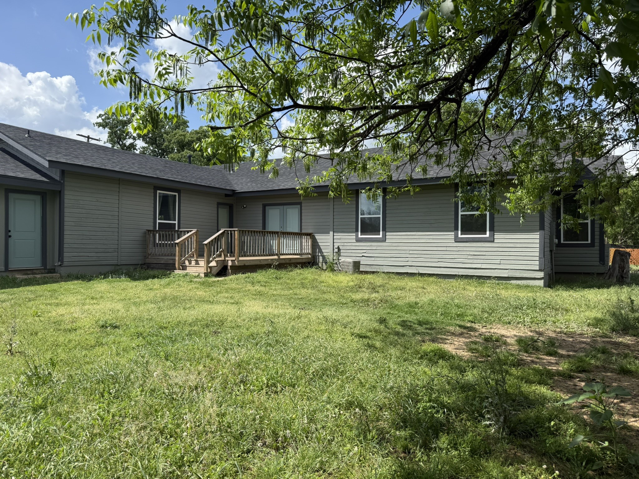 202 4th Street Joshua TX 76058