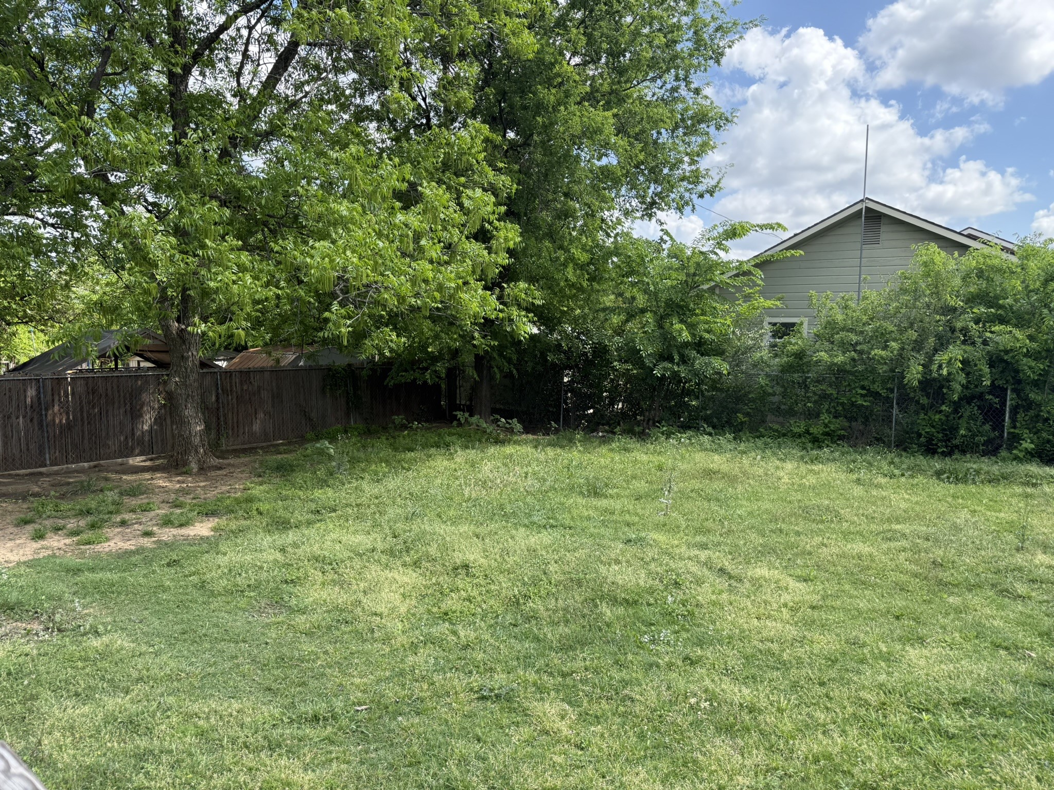 202 4th Street Joshua TX 76058