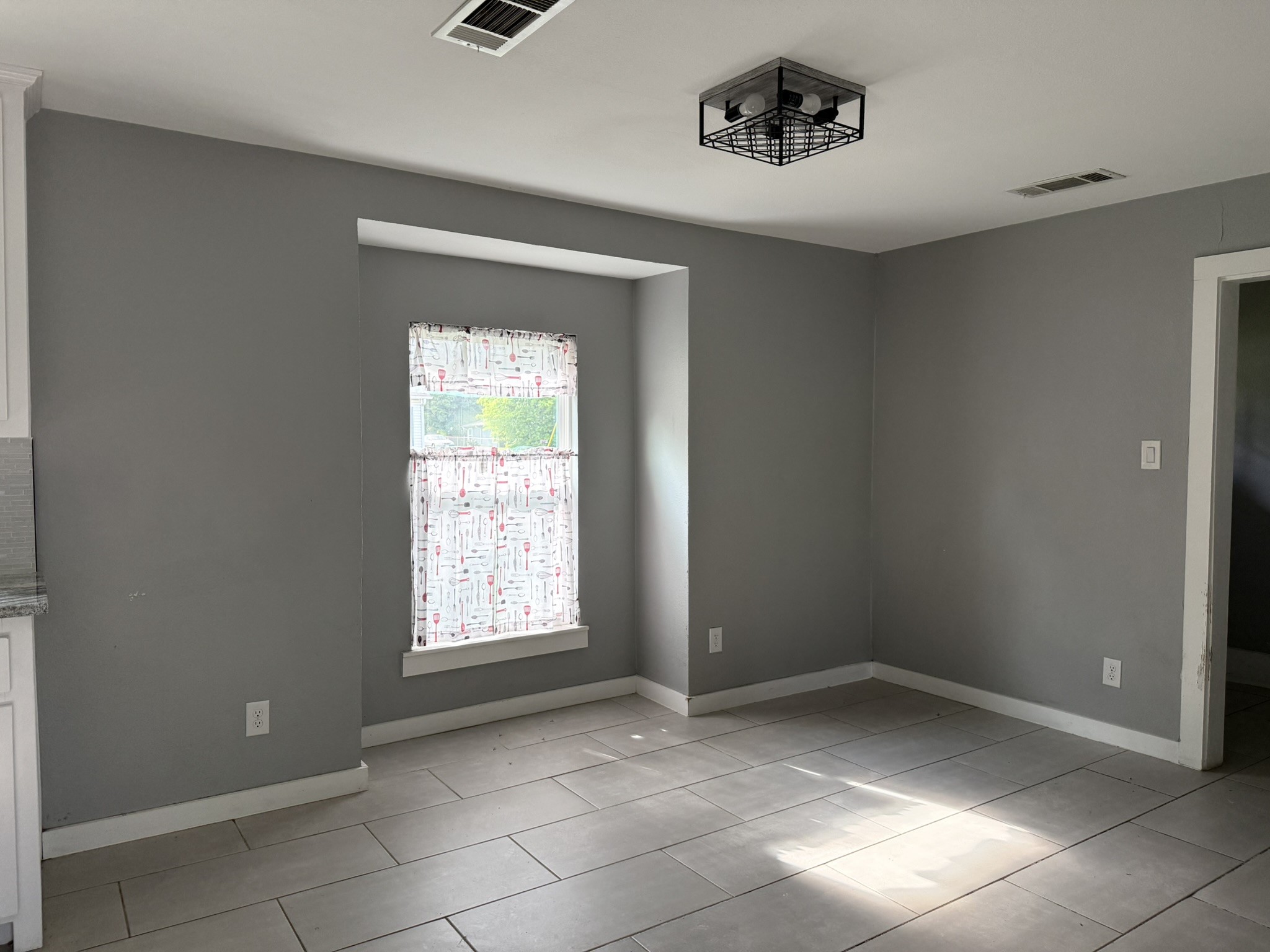 202 4th Street Joshua TX 76058