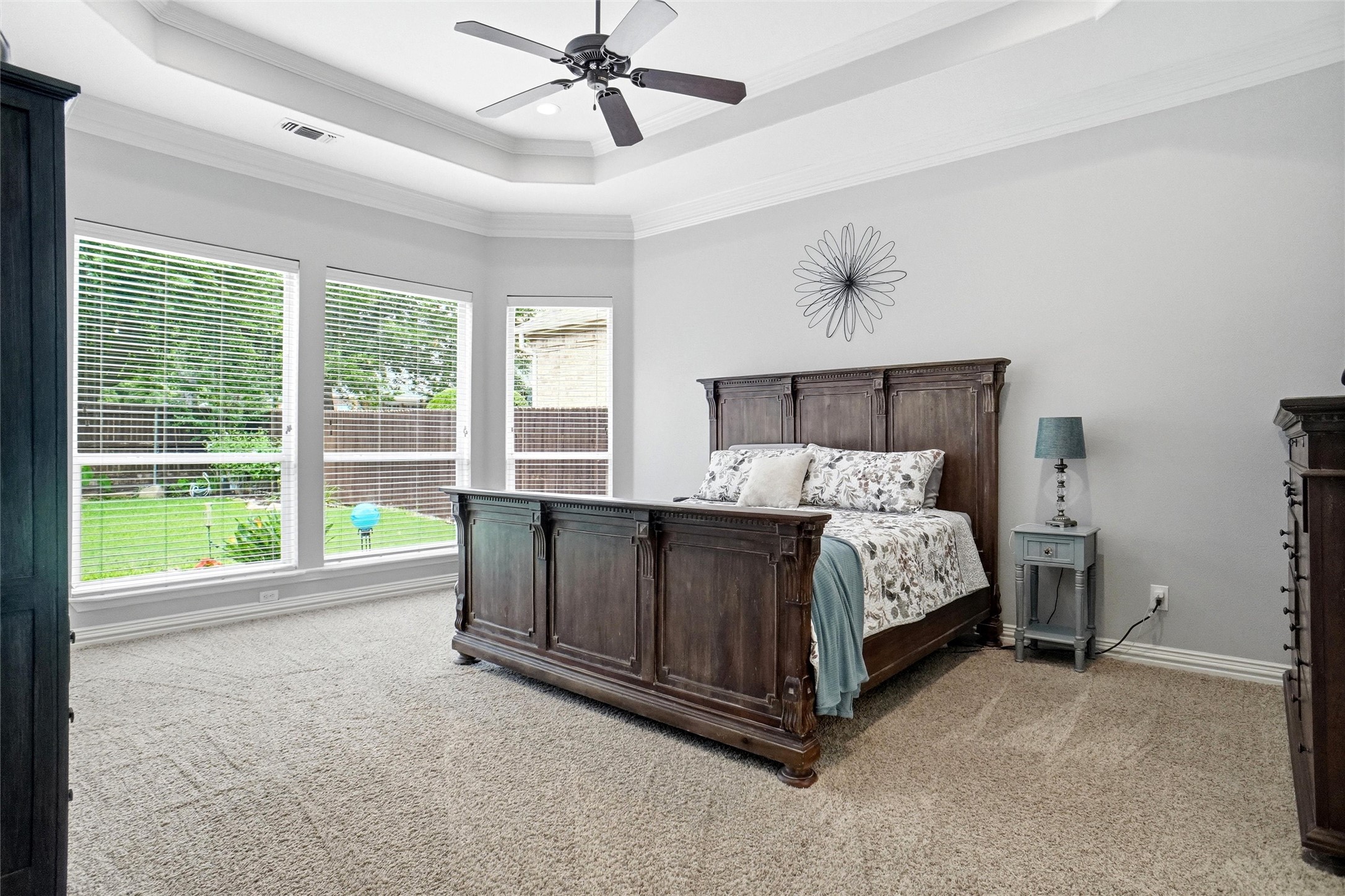 8901 Stratford Drive North Richland Hills TX 76182