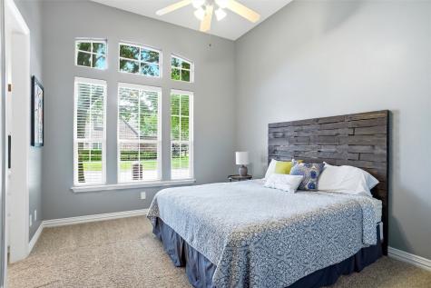 8901 Stratford Drive North Richland Hills TX 76182