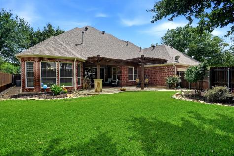 8901 Stratford Drive North Richland Hills TX 76182