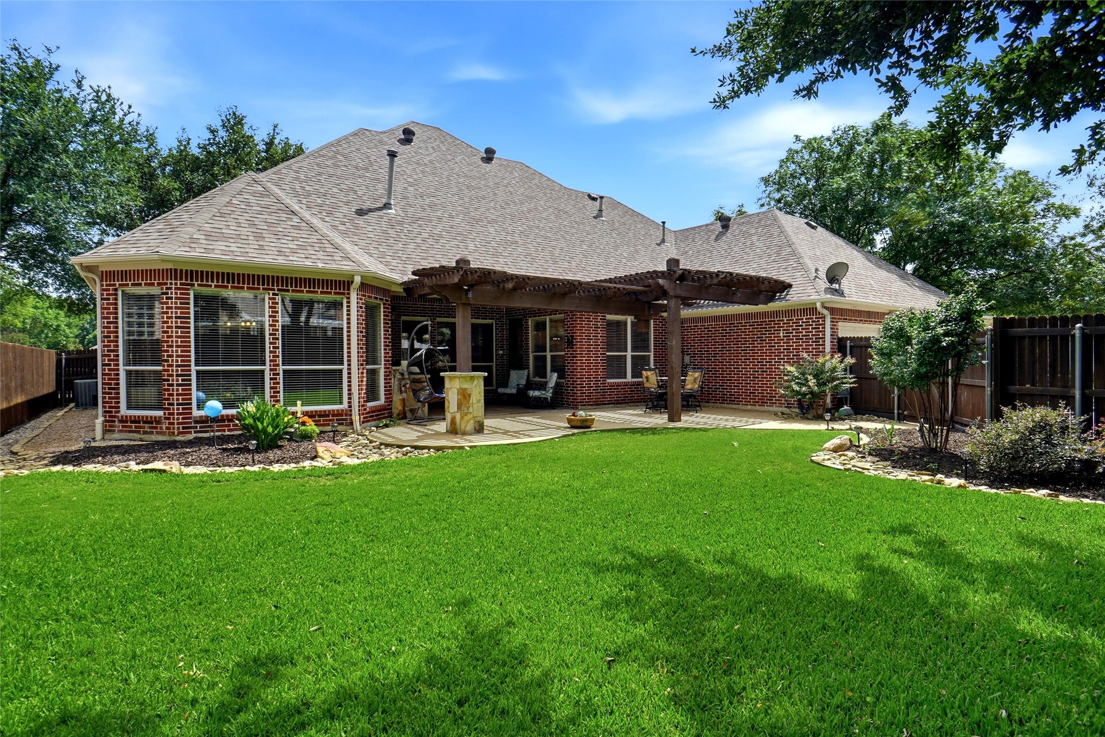 8901 Stratford Drive North Richland Hills TX 76182