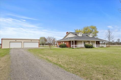 1130 County Road 4945 Leonard TX 75452