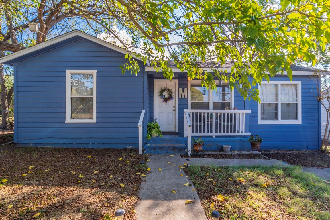212 E 6th Street Weatherford TX 76086