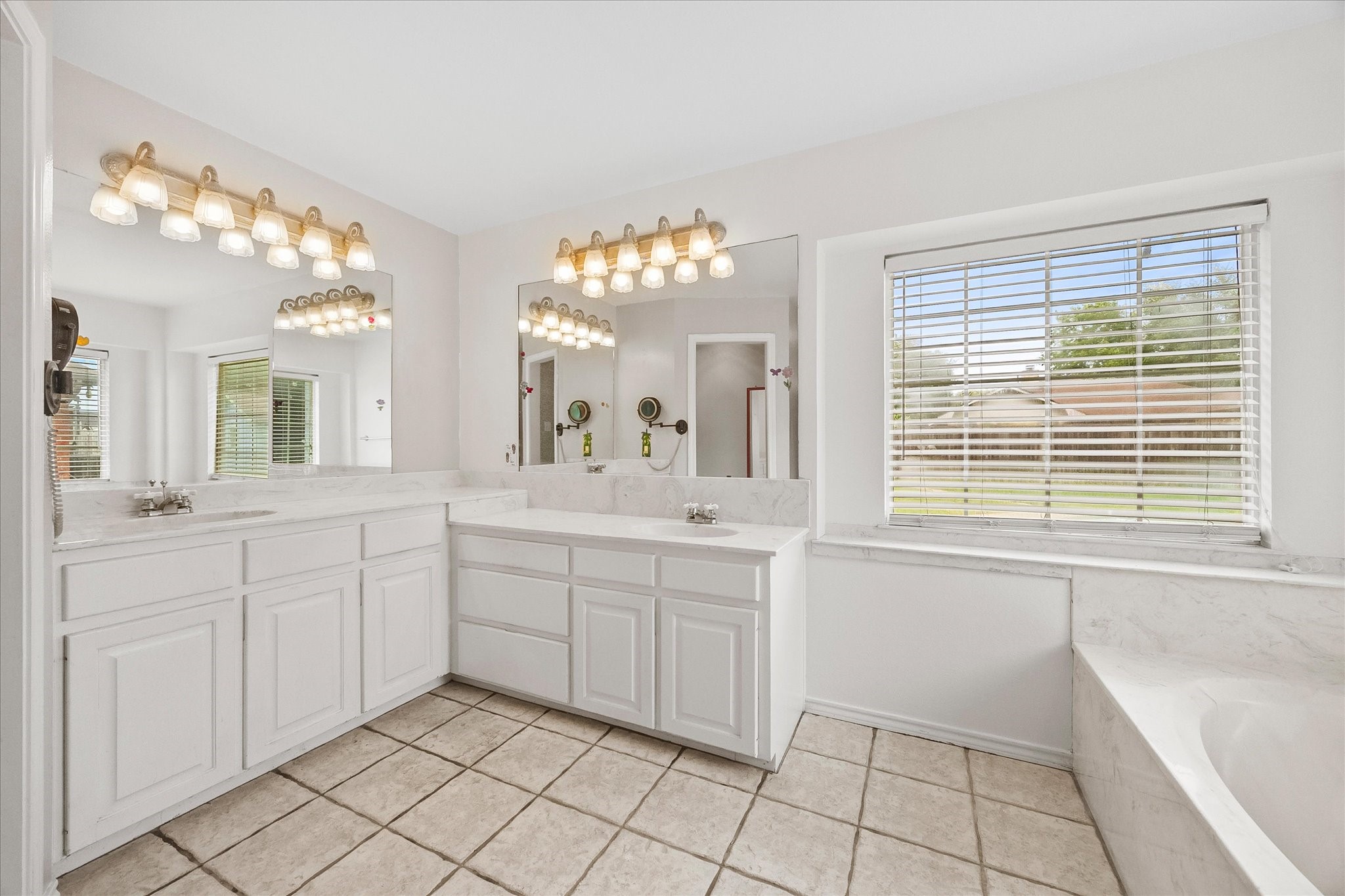 10601 Woodland Drive Greenville TX 75402