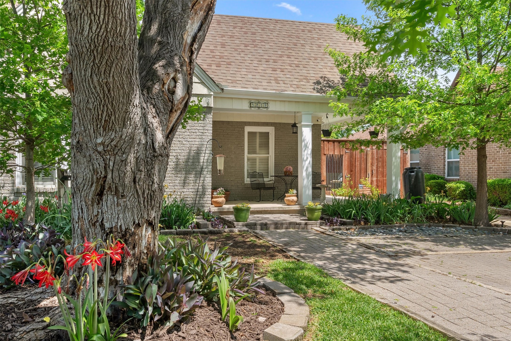 5819 Vanderbilt Avenue Dallas TX 75206