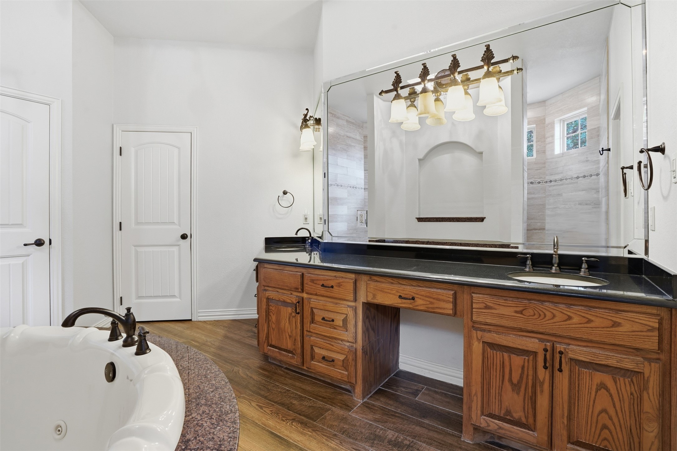 4519 Cimmaron Trail Granbury TX 76049