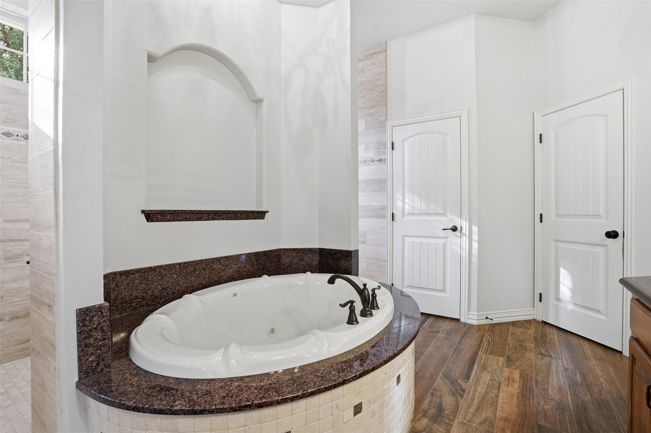 4519 Cimmaron Trail Granbury TX 76049