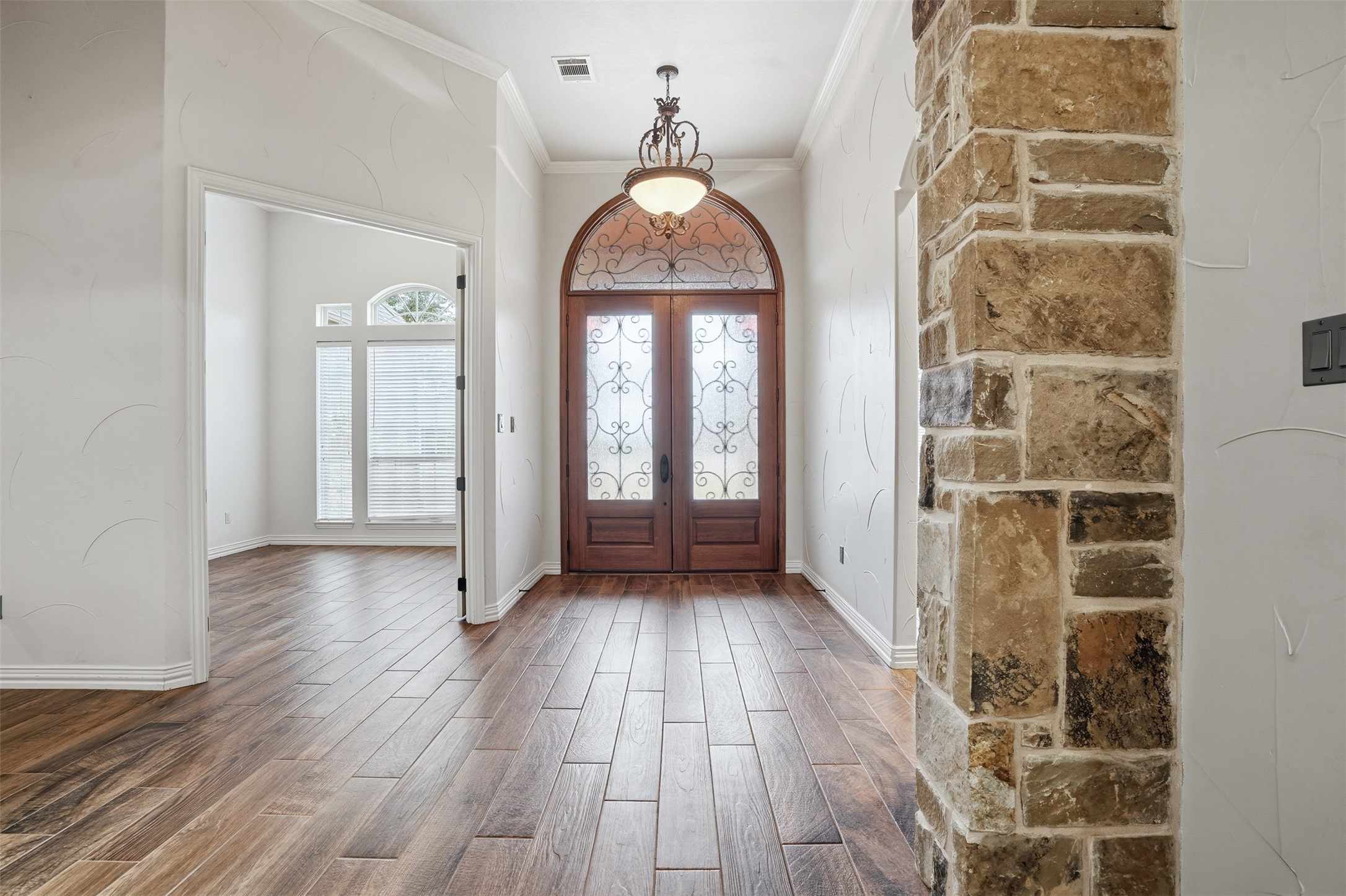 4519 Cimmaron Trail Granbury TX 76049