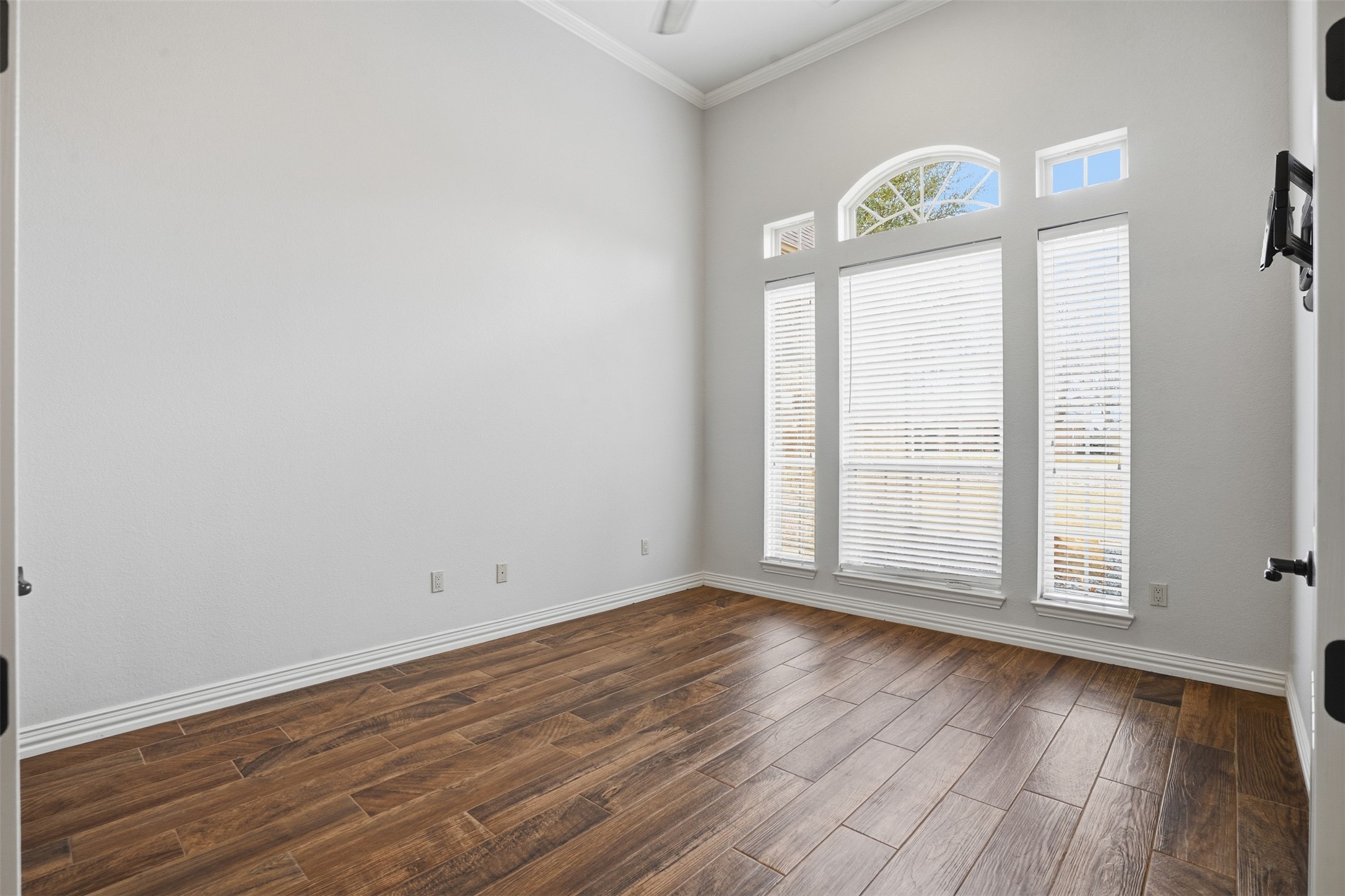 4519 Cimmaron Trail Granbury TX 76049