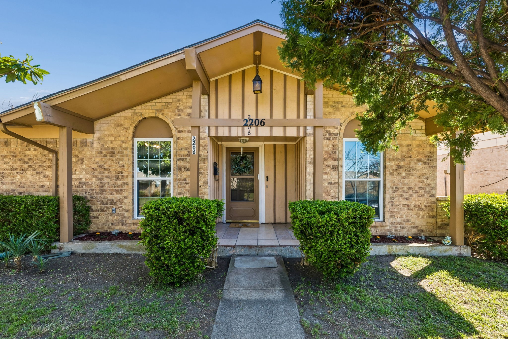 2206 Richbrook Drive Garland TX 75044