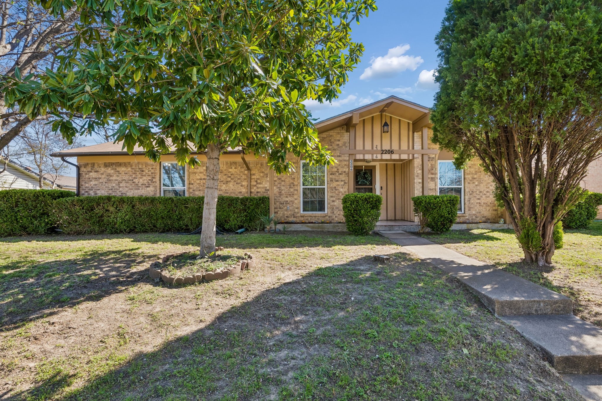 2206 Richbrook Drive Garland TX 75044