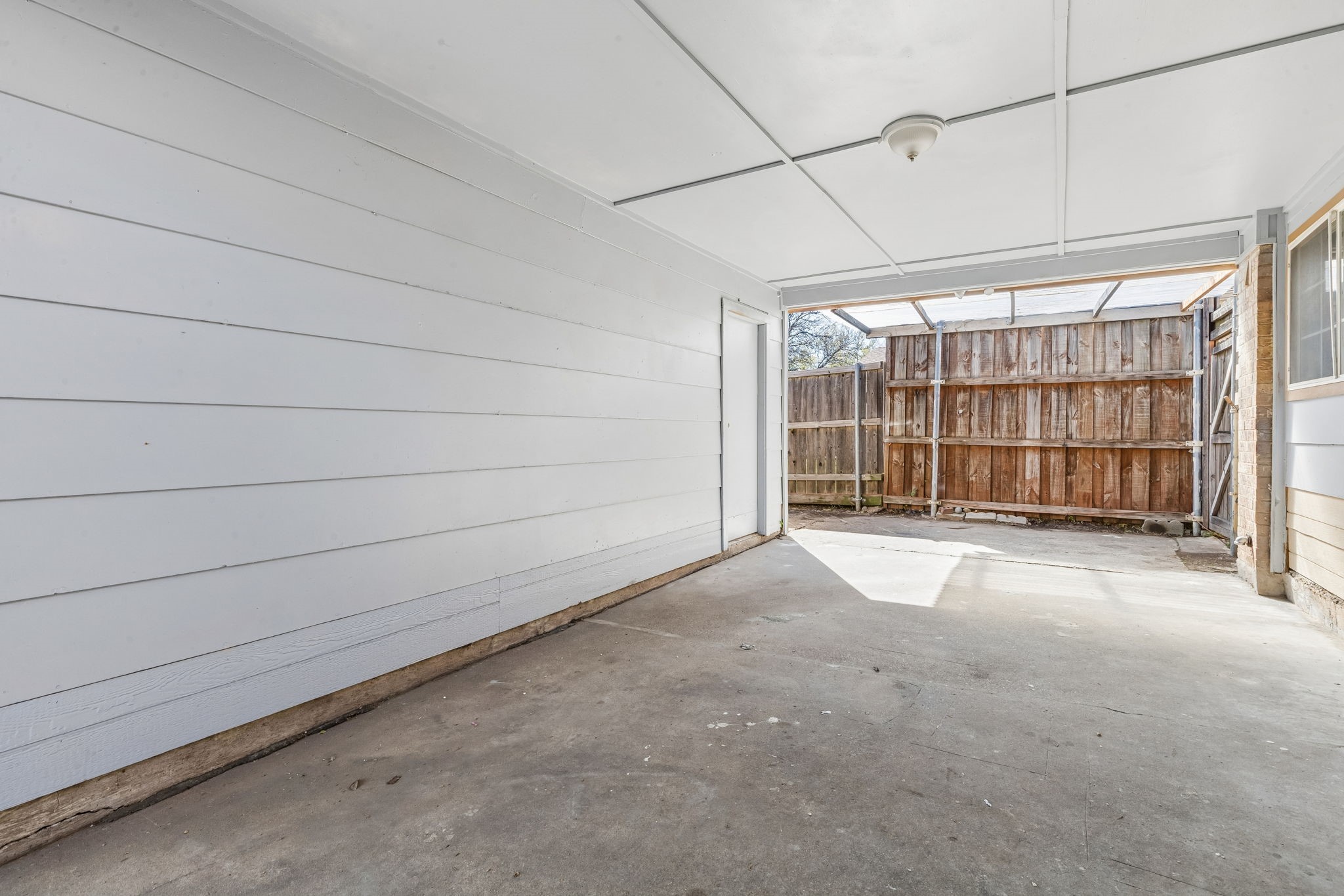 2206 Richbrook Drive Garland TX 75044