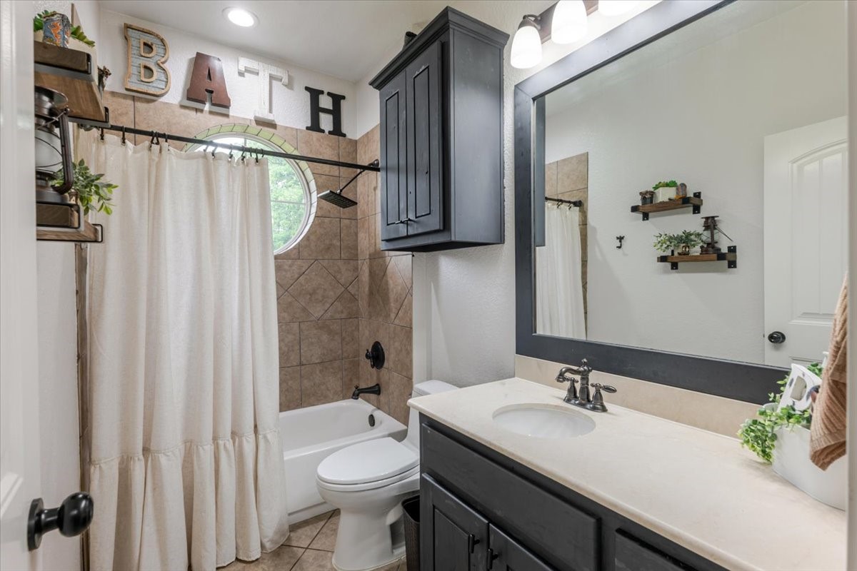 318 E Lone Star Road Poolville TX 76487