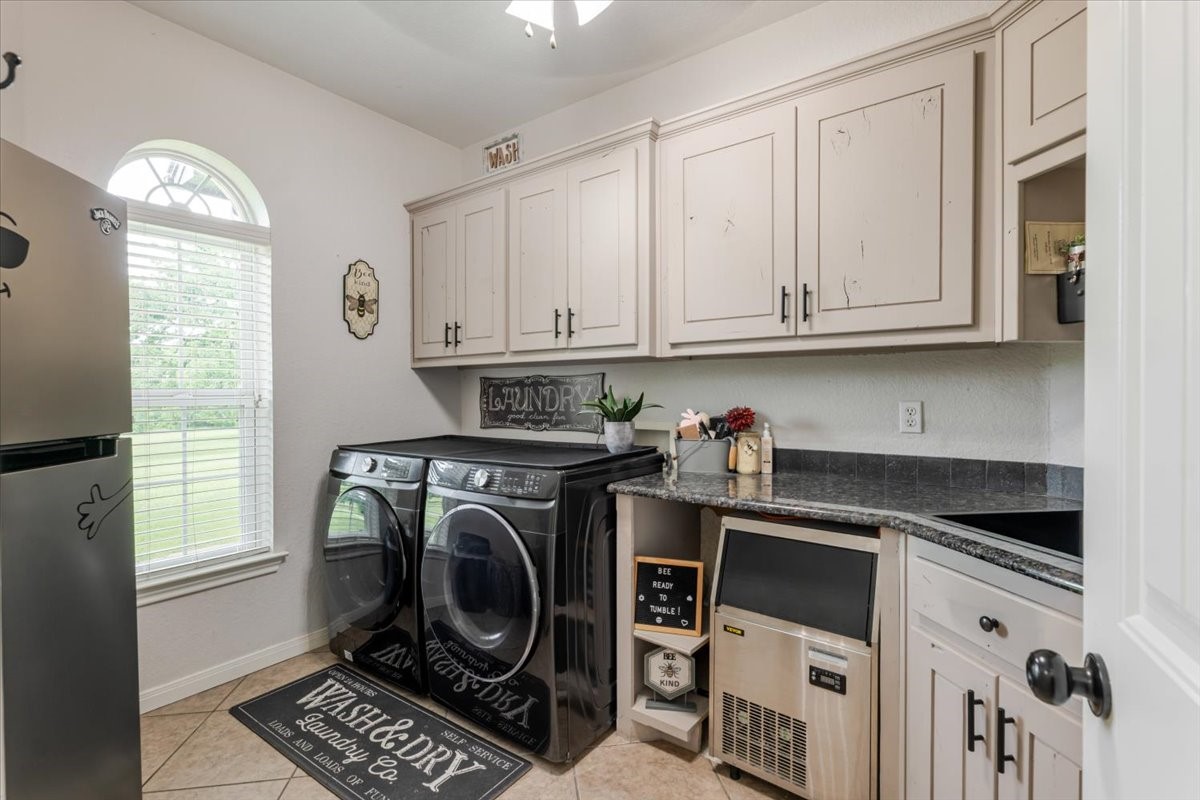 318 E Lone Star Road Poolville TX 76487