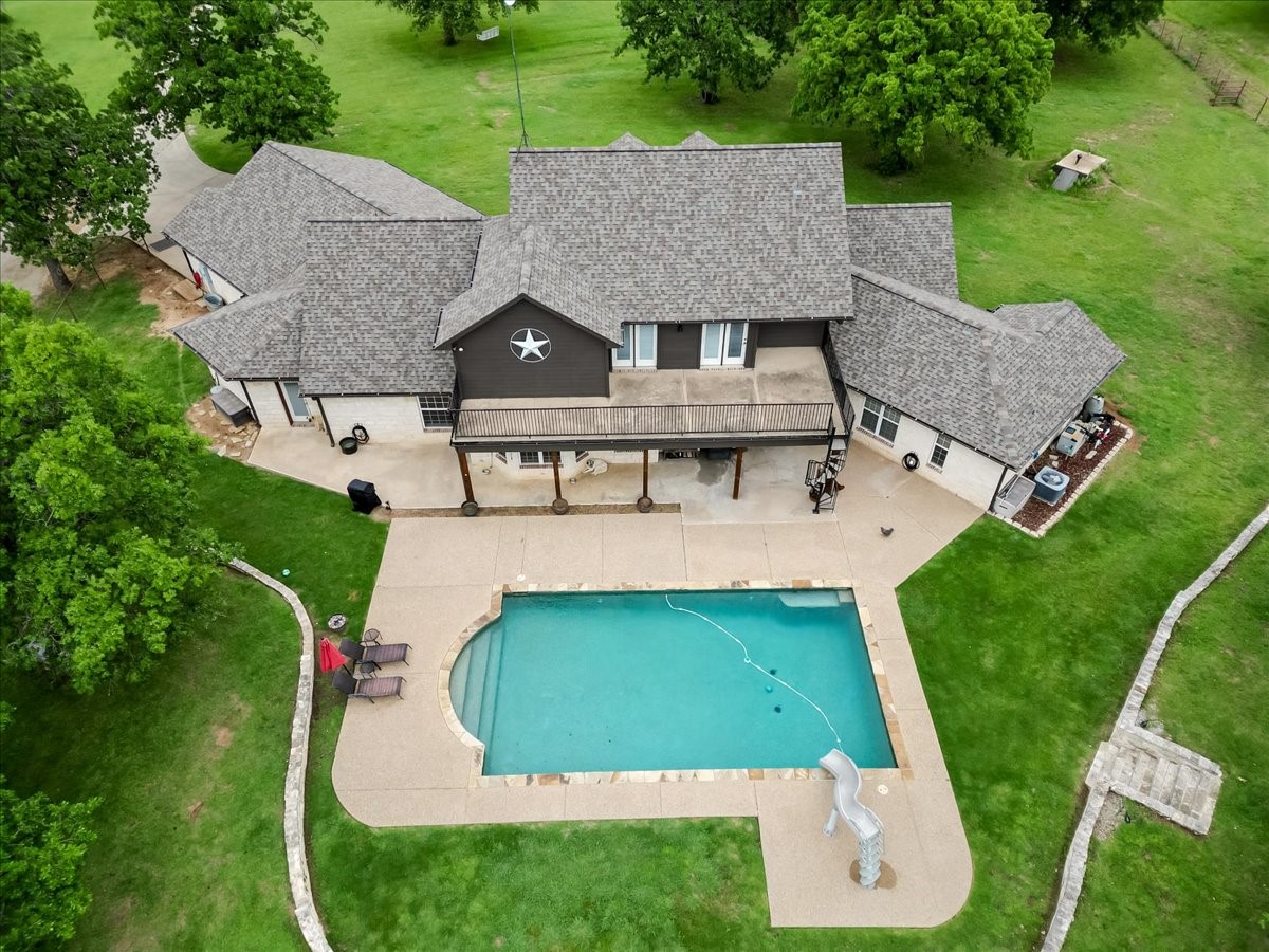 318 E Lone Star Road Poolville TX 76487
