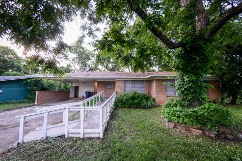 1913 W Bond Street Denison TX 75020