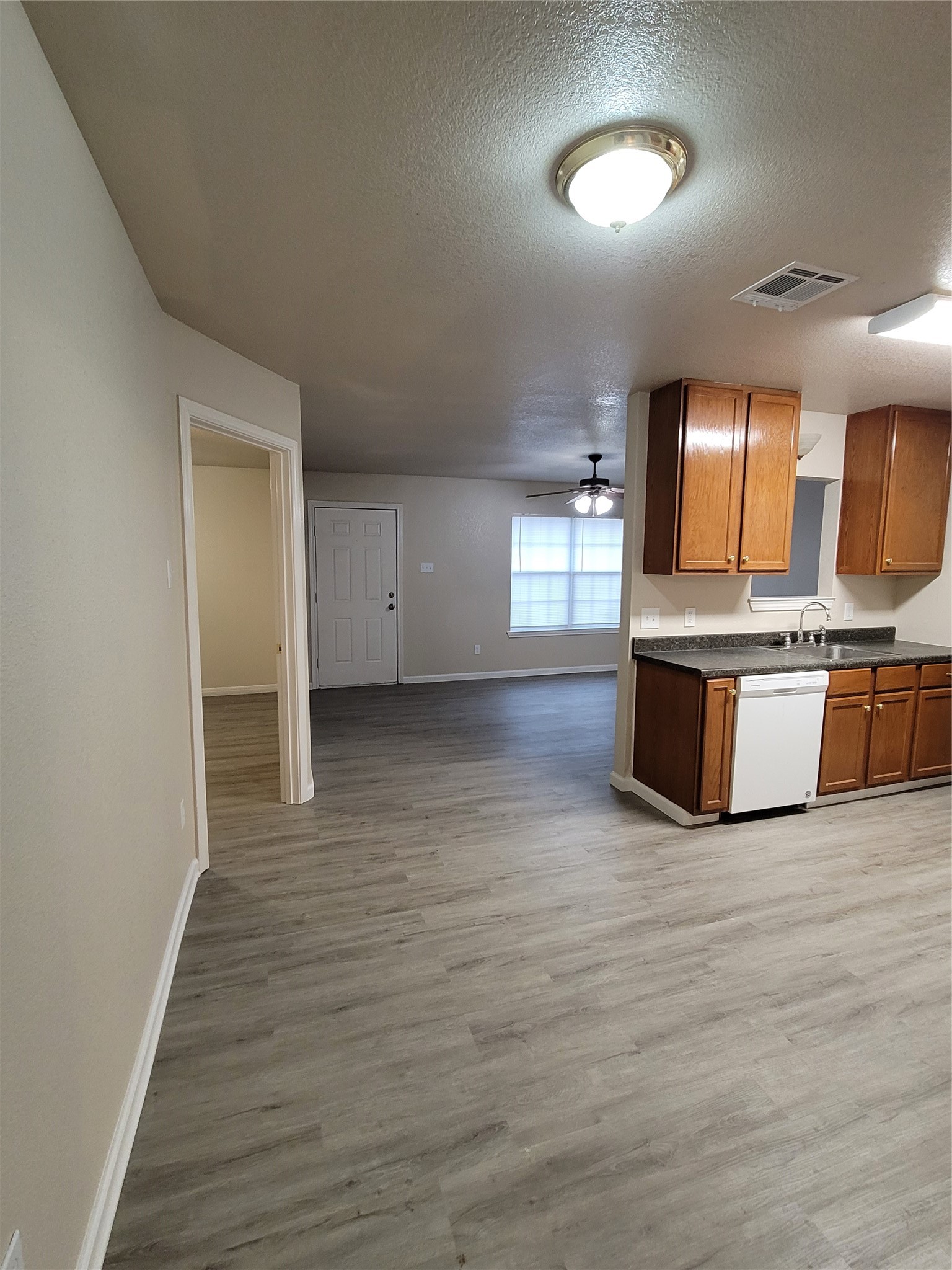 217 E Craven Avenue Lacy Lakeview TX 76705
