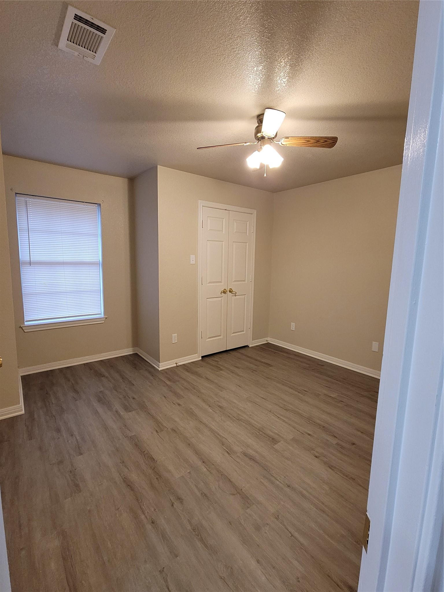 217 E Craven Avenue Lacy Lakeview TX 76705