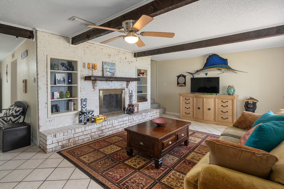 100 W Oak Acres Drive W Malakoff TX 75148