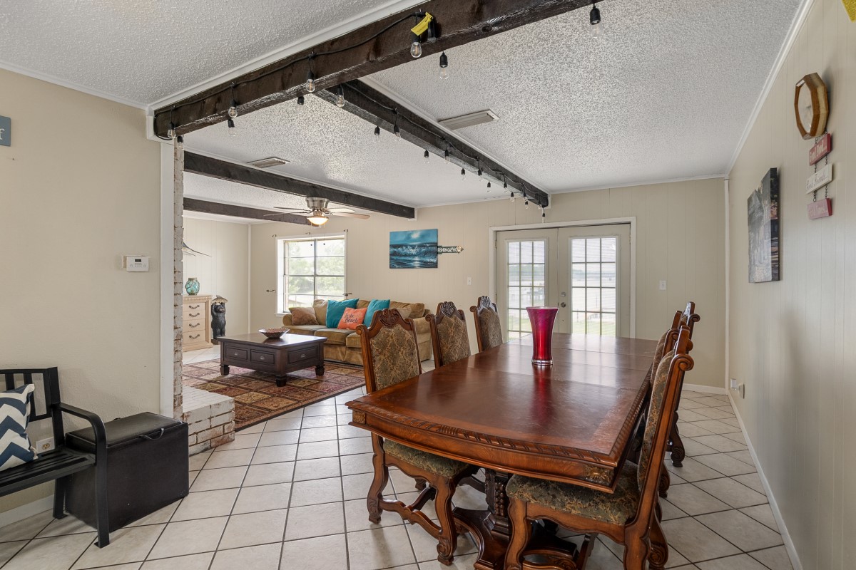100 W Oak Acres Drive W Malakoff TX 75148