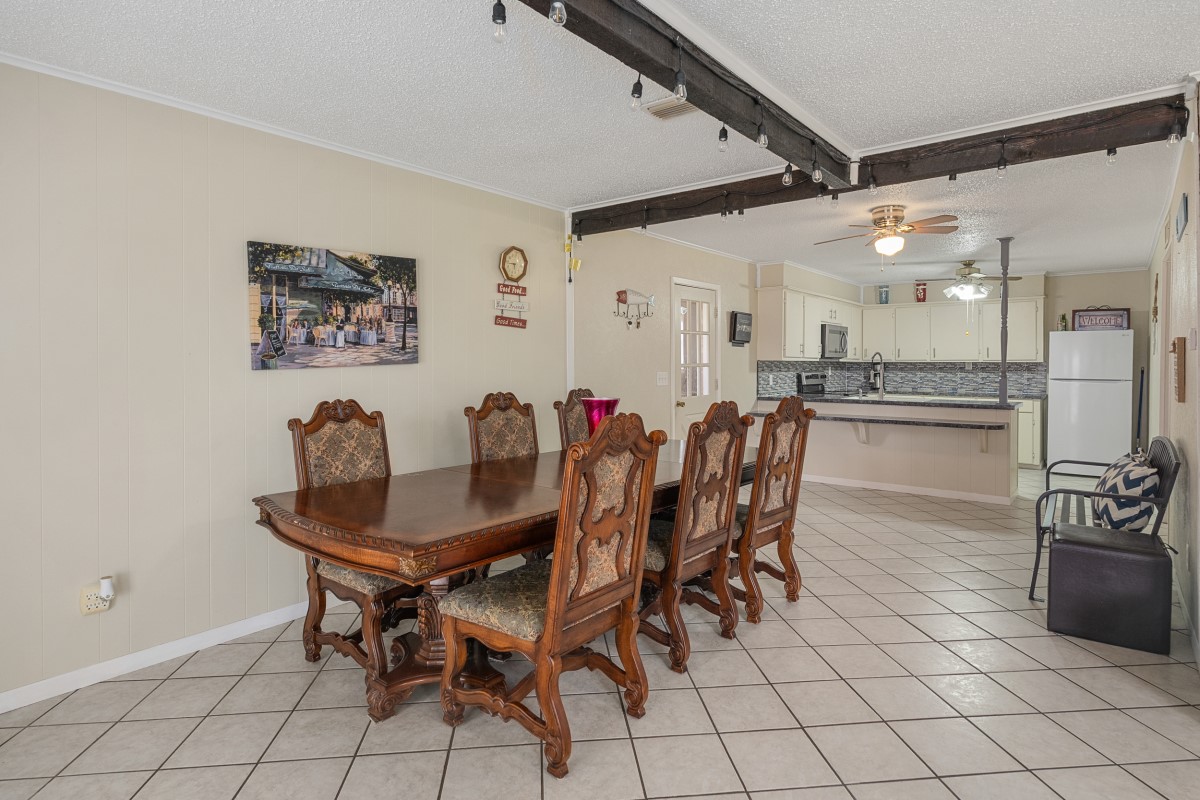 100 W Oak Acres Drive W Malakoff TX 75148