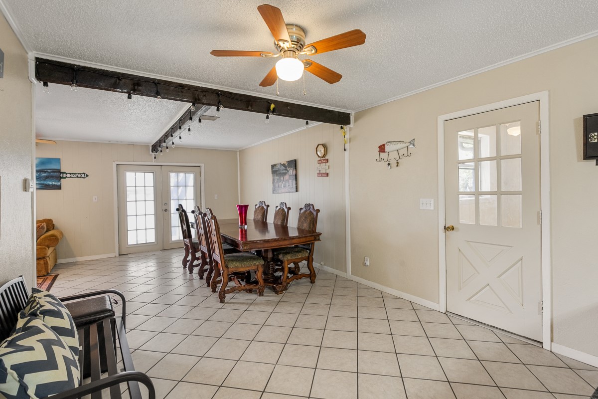 100 W Oak Acres Drive W Malakoff TX 75148