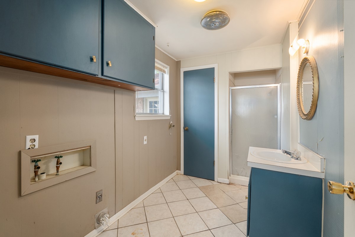 100 W Oak Acres Drive W Malakoff TX 75148