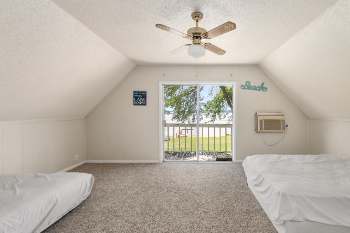 100 W Oak Acres Drive W Malakoff TX 75148