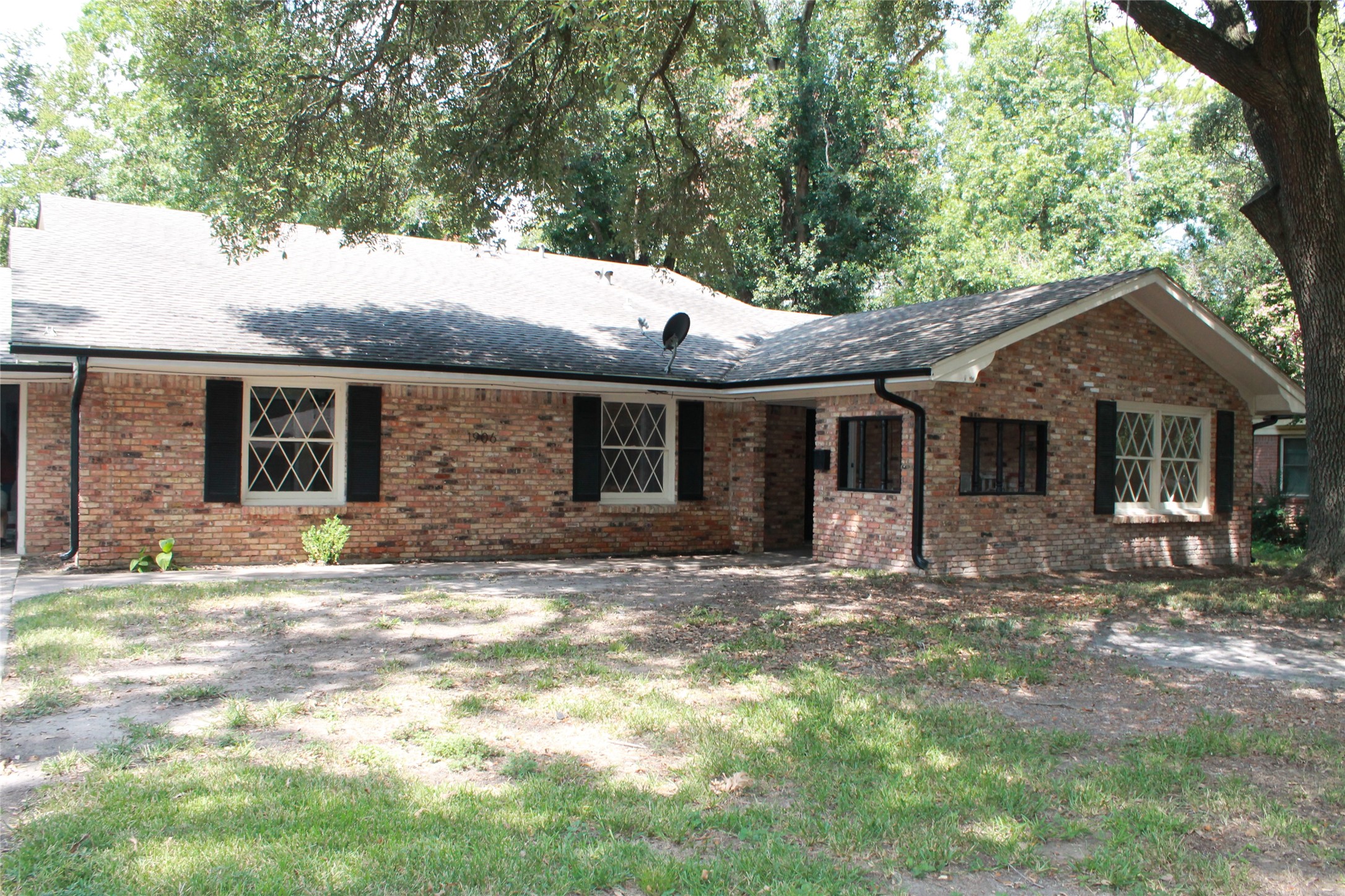 1906 Mimosa Drive Corsicana TX 75110