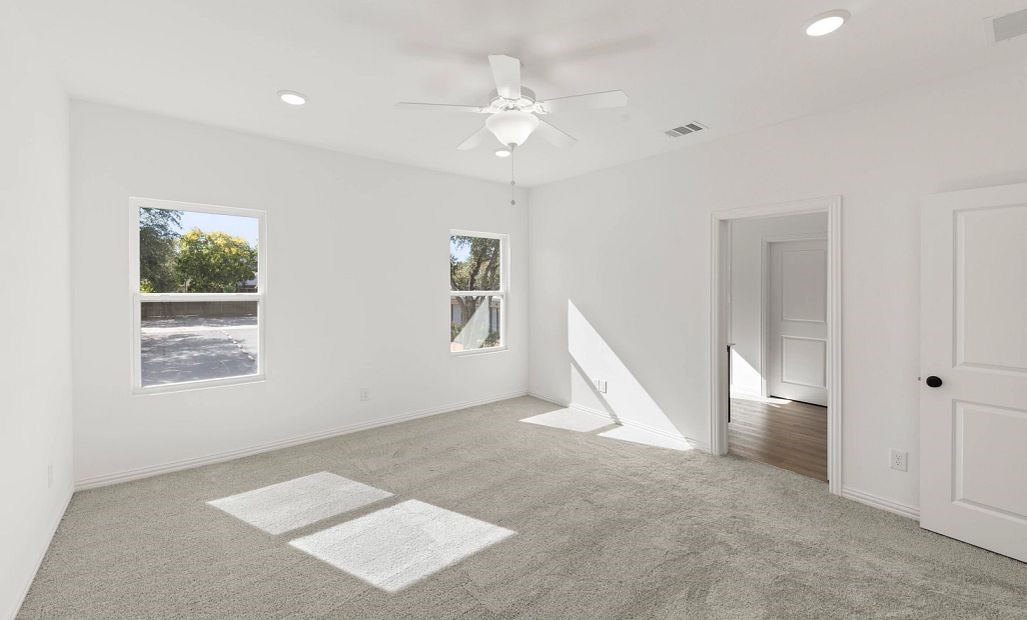 6910 Mission Tejas Drive Dallas TX 75228