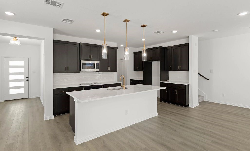 6910 Mission Tejas Drive Dallas TX 75228