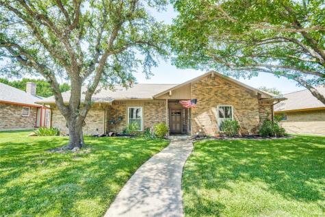 1529 Copper Creek Drive Plano TX 75075