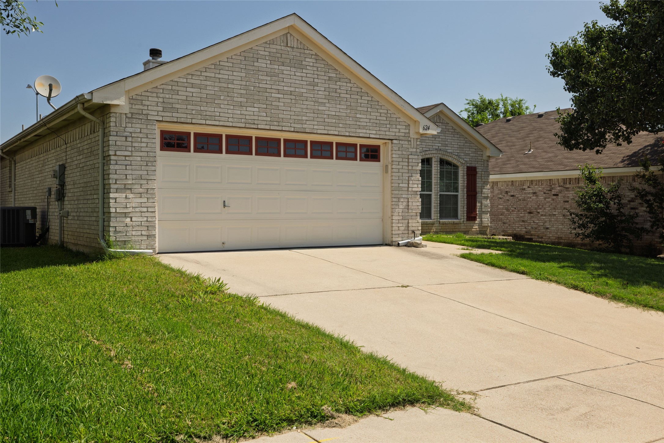 624 Bridle Trail Saginaw TX 76179