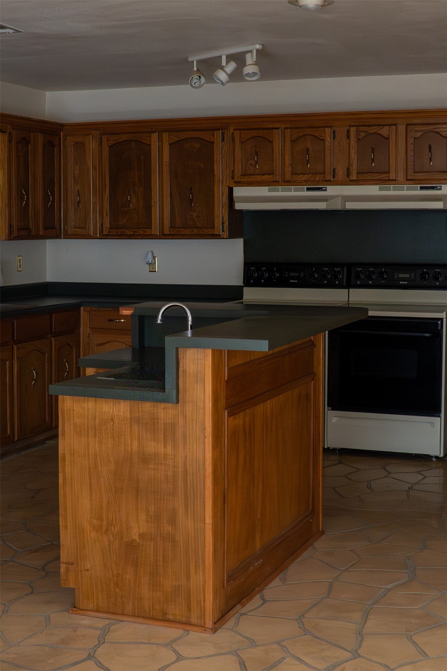 156 Wayman Drive Whitney TX 76692