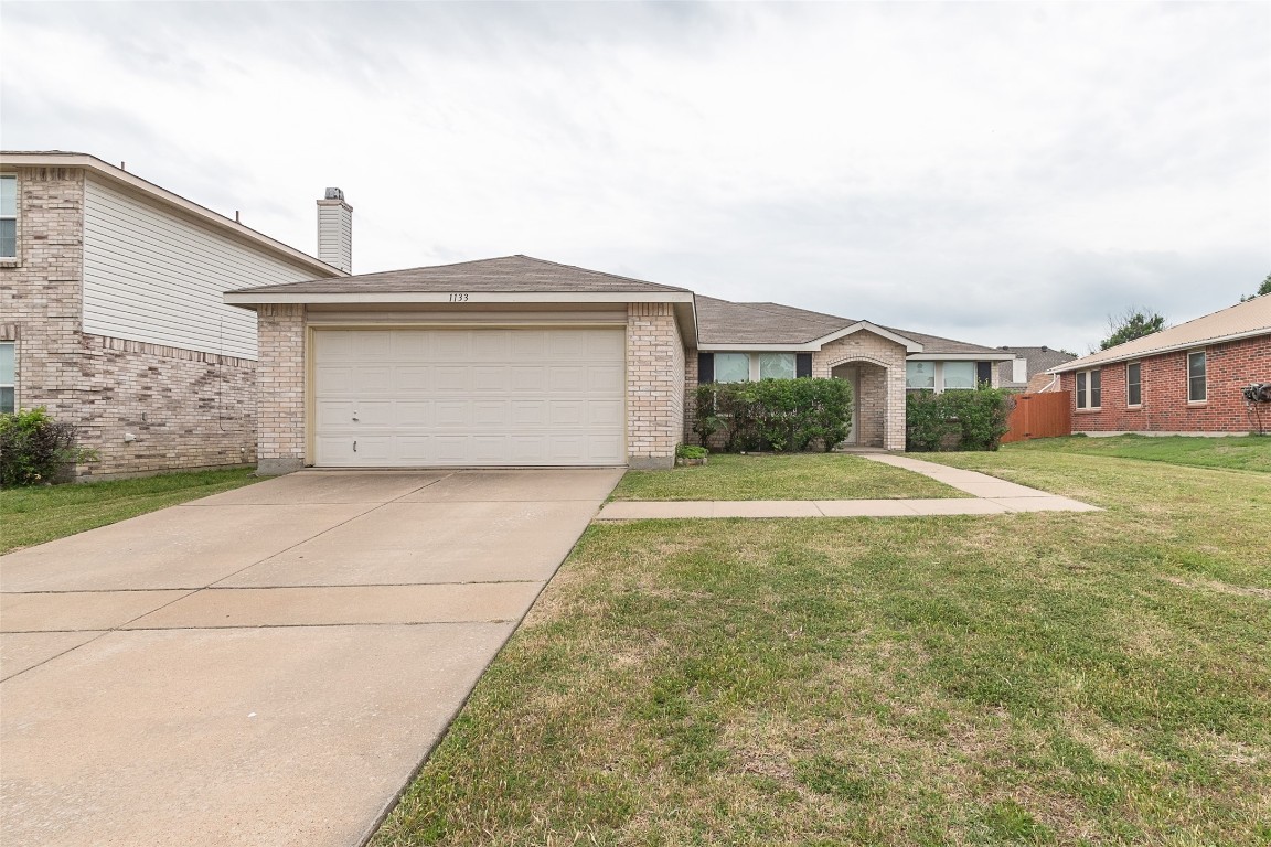 1133 Scarlet Sage Parkway Burleson TX 76028